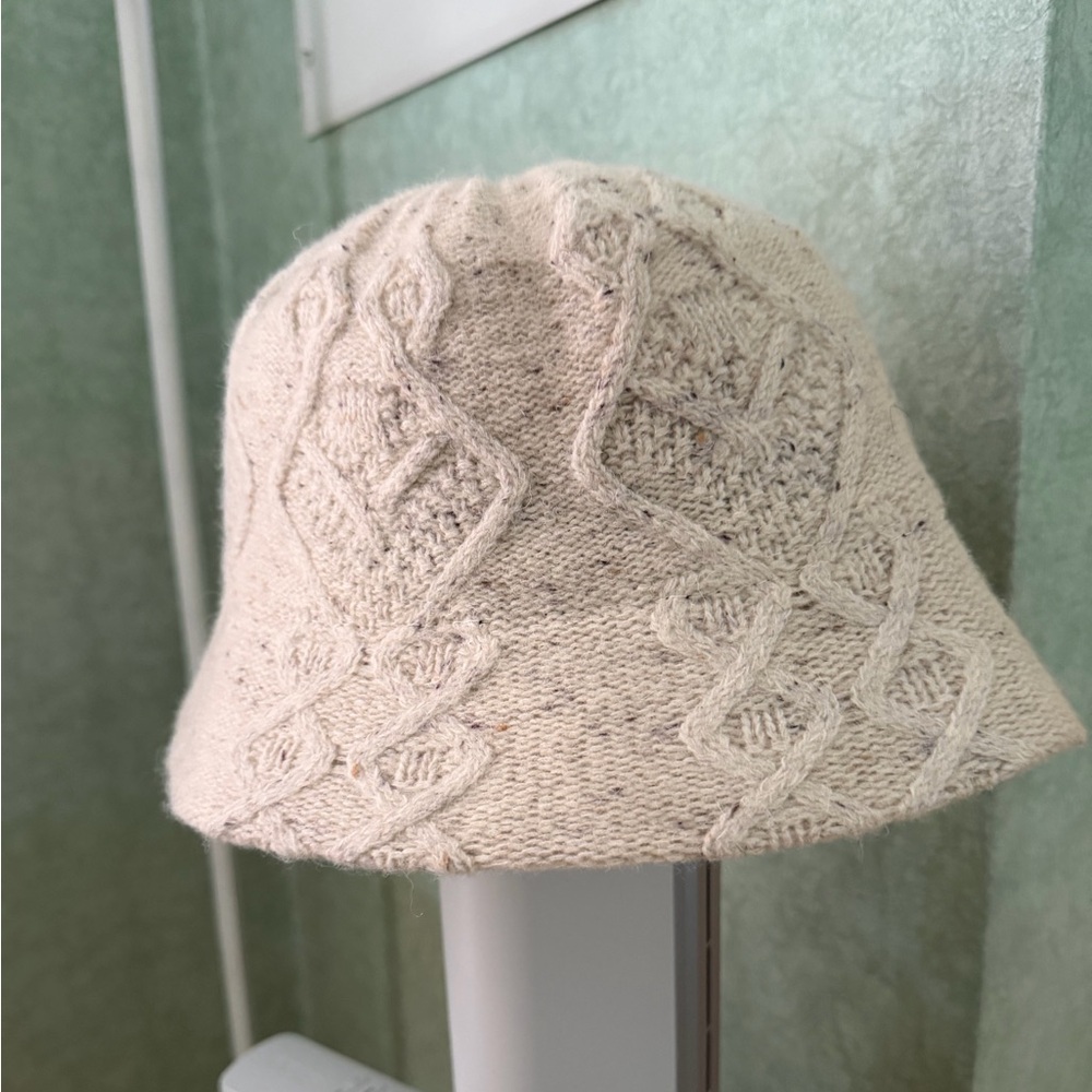 Anthropologie Sweater Weather Knit Bucket Hat. Never worn.